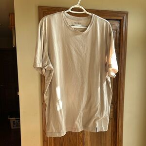 Columbia Beige T-Shirt!